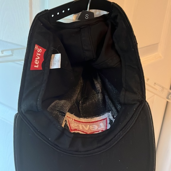 Levi’s hat - Picture 3 of 4